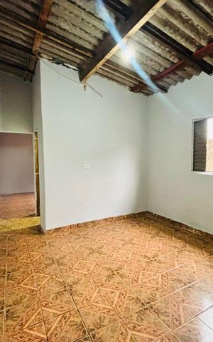 Casa para alugar com 61m², 2 quartos e 1 vaga Casa para alugar com 61m², 2 quartos e 1 vagaQuarto