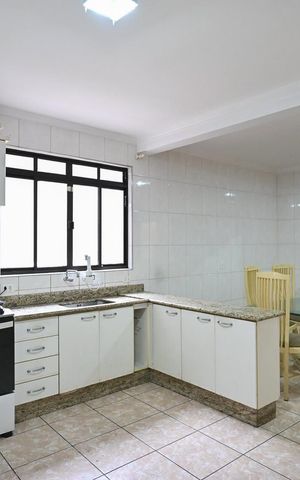 Casa à venda com 180m², 3 quartos e 4 vagasCozinha