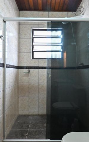 Casa à venda com 180m², 3 quartos e 4 vagasBanheiro Suíte