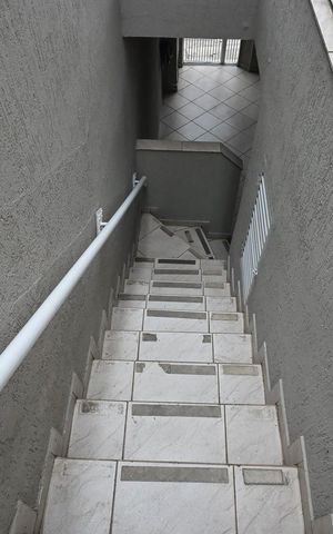 Casa à venda com 180m², 3 quartos e 4 vagasEntrada