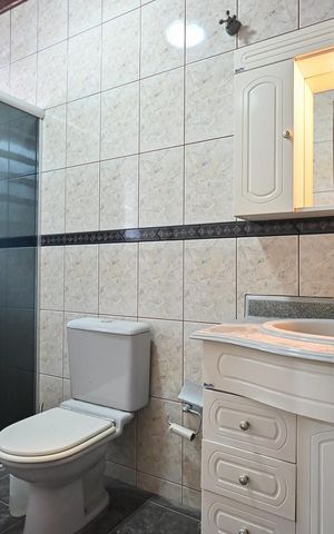 Casa à venda com 180m², 3 quartos e 4 vagasBanheiro Suíte