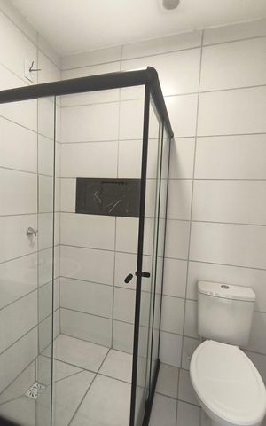 Casa de condomínio para alugar com 46m², 2 quartos e 1 vaga Casa de condomínio para alugar com 46m², 2 quartos e 1 vagaBanheiro