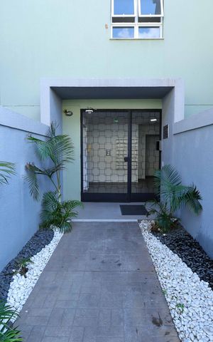 Apartamento para alugar com 52m², 2 quartos e 1 vagaFachada do bloco