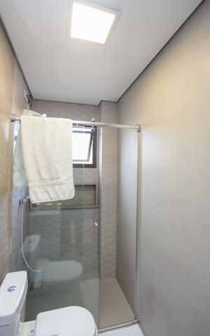 Apartamento à venda com 204m², 3 quartos e 3 vagas Apartamento à venda com 204m², 3 quartos e 3 vagasBanheiro Social