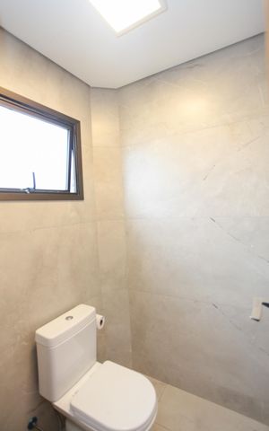 Apartamento à venda com 204m², 3 quartos e 3 vagas Apartamento à venda com 204m², 3 quartos e 3 vagasLavabo