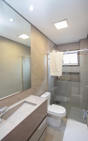 Apartamento à venda com 204m², 3 quartos e 3 vagas Apartamento à venda com 204m², 3 quartos e 3 vagasBanheiro Social