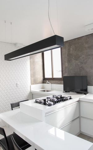 Apartamento à venda com 204m², 3 quartos e 3 vagas Apartamento à venda com 204m², 3 quartos e 3 vagasCozinha e Área de Serviço