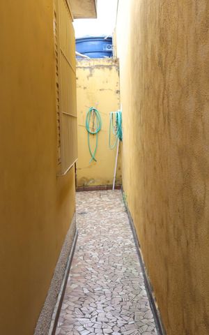 Casa à venda com 160m², 3 quartos e 1 vagaCorredor externo