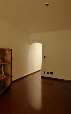 Casa à venda com 179m², 3 quartos e 2 vagasSala