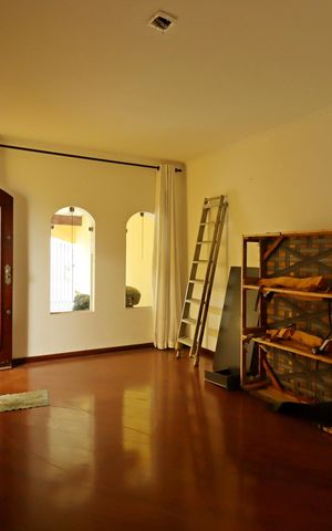 Casa à venda com 179m², 3 quartos e 2 vagasSala