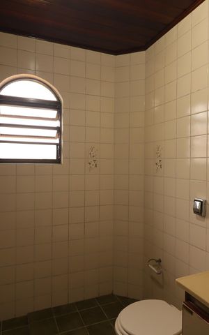 Casa à venda com 179m², 3 quartos e 2 vagasBanheiro Social 1
