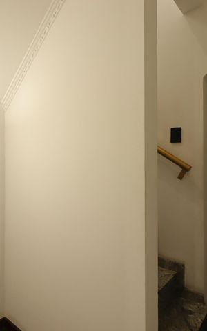 Casa à venda com 179m², 3 quartos e 2 vagasCorredor térreo