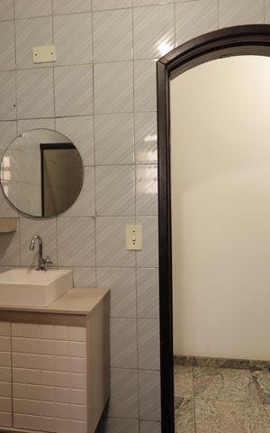 Casa à venda com 179m², 3 quartos e 2 vagasBanheiro Social 2