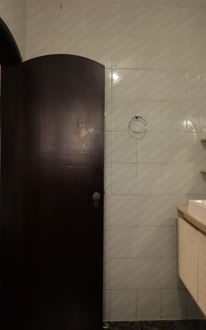 Casa à venda com 179m², 3 quartos e 2 vagasBanheiro da Suíte
