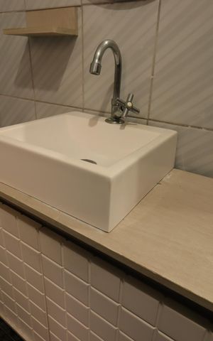 Casa à venda com 179m², 3 quartos e 2 vagasBanheiro Social 2 - Pia
