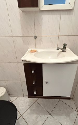 Casa à venda com 200m², 3 quartos e 2 vagasLavabo