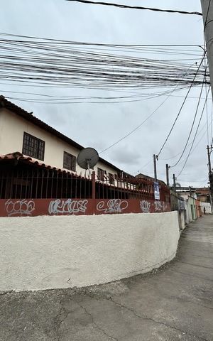 Casa à venda com 200m², 3 quartos e 2 vagasFachada
