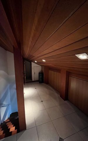 Casa para alugar com 220m², 3 quartos e 5 vagas Casa para alugar com 220m², 3 quartos e 5 vagasSala da Área externa