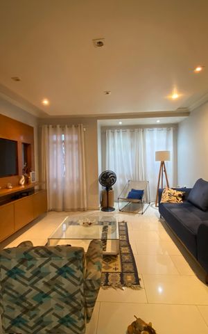 Casa para alugar com 220m², 3 quartos e 5 vagas Casa para alugar com 220m², 3 quartos e 5 vagasSala
