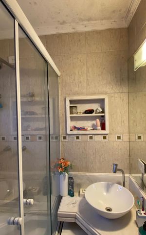 Casa para alugar com 220m², 3 quartos e 5 vagas Casa para alugar com 220m², 3 quartos e 5 vagasBanheiro Suíte