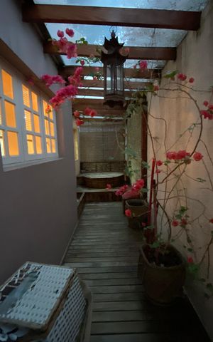 Casa para alugar com 220m², 3 quartos e 5 vagas Casa para alugar com 220m², 3 quartos e 5 vagasÁrea externa