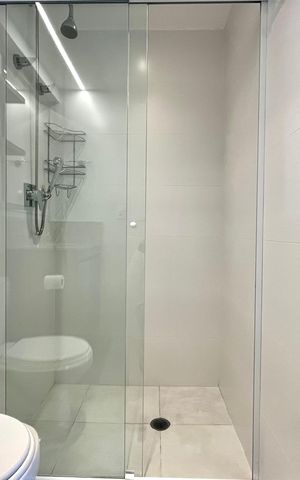 Apartamento para alugar com 61m², 2 quartos e 1 vaga Apartamento para alugar com 61m², 2 quartos e 1 vagaBanheiro Corredor