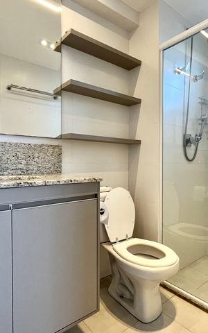 Apartamento para alugar com 61m², 2 quartos e 1 vaga Apartamento para alugar com 61m², 2 quartos e 1 vagaBanheiro da Suíte