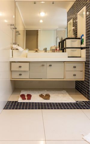 Apartamento para alugar com 248m², 3 quartos e 2 vagas Apartamento para alugar com 248m², 3 quartos e 2 vagasBanheiro da Suíte 3
