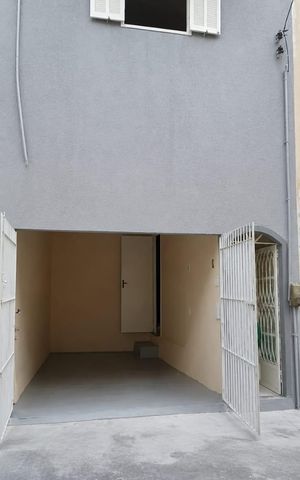 Casa para alugar com 98m², 2 quartos e 1 vaga Casa para alugar com 98m², 2 quartos e 1 vagaÁrea externa