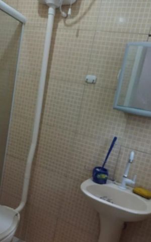 Casa para alugar com 98m², 2 quartos e 1 vaga Casa para alugar com 98m², 2 quartos e 1 vagaBanheiro