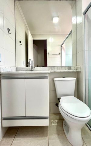 Apartamento à venda com 58m², 2 quartos e 1 vaga Apartamento à venda com 58m², 2 quartos e 1 vagaBanheiro da Suíte 2