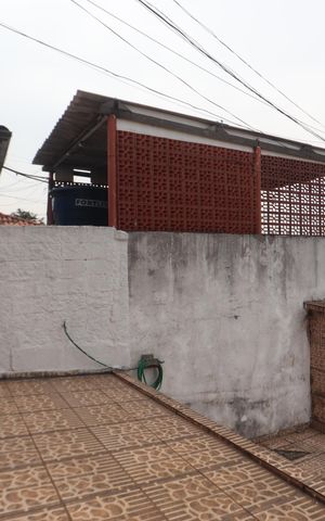 Casa para alugar com 200m², 2 quartos e 1 vagaFrente & Garagem
