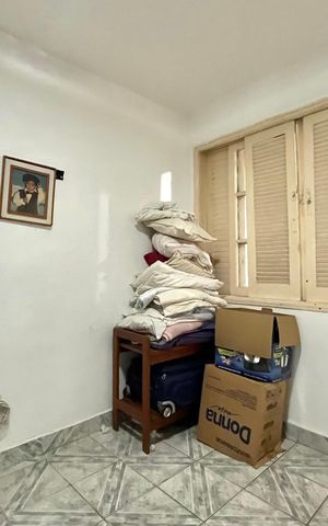 Casa à venda com 250m², 4 quartos e 2 vagas Casa à venda com 250m², 4 quartos e 2 vagasQuarto de Serviço