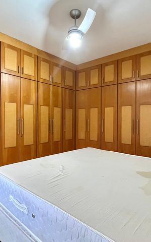 Casa à venda com 250m², 4 quartos e 2 vagas Casa à venda com 250m², 4 quartos e 2 vagasSuite