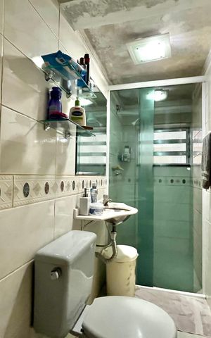Casa à venda com 250m², 4 quartos e 2 vagas Casa à venda com 250m², 4 quartos e 2 vagasBanheiro da Suíte 2
