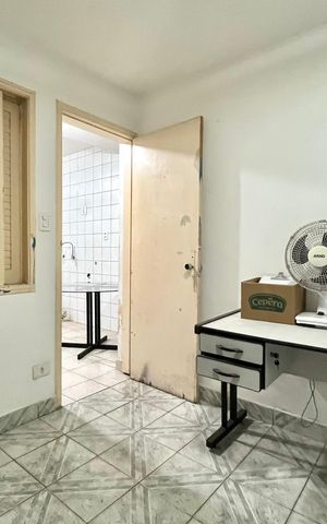 Casa à venda com 250m², 4 quartos e 2 vagas Casa à venda com 250m², 4 quartos e 2 vagasQuarto de Serviço