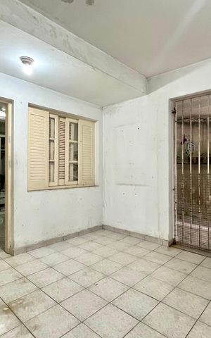 Casa à venda com 250m², 4 quartos e 2 vagas Casa à venda com 250m², 4 quartos e 2 vagasÁrea de Serviço
