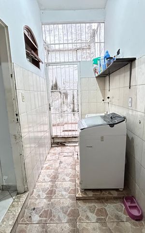 Casa para alugar com 60m², 2 quartos e 1 vagaÁrea de Serviço