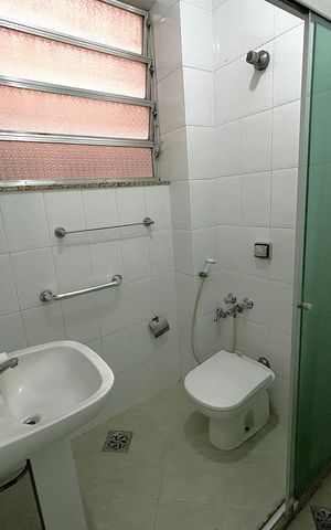 Apartamento à venda com 80m², 2 quartos e sem vagaBanheiro