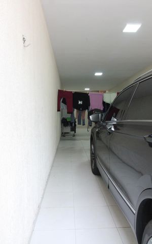 Casa à venda com 110m², 3 quartos e 4 vagasgaragem