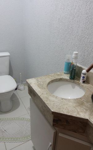Casa à venda com 110m², 3 quartos e 4 vagasBanheiro 3