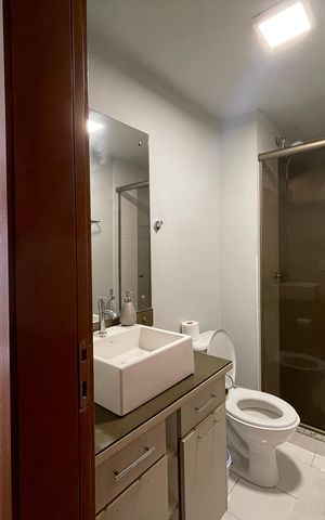 Apartamento para alugar com 74m², 3 quartos e 1 vaga Apartamento para alugar com 74m², 3 quartos e 1 vagaBanheiro Corredor