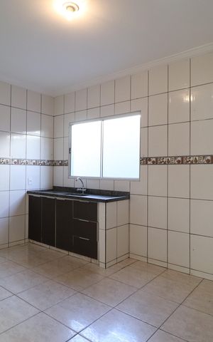 Casa para alugar com 200m², 3 quartos e 2 vagasCozinha