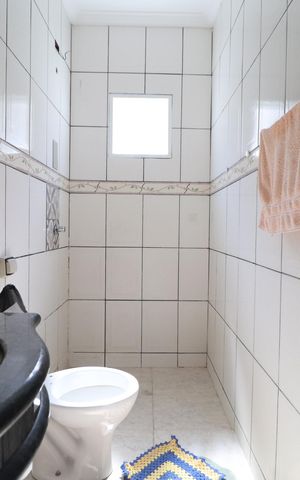 Casa para alugar com 200m², 3 quartos e 2 vagasBanheiro Social