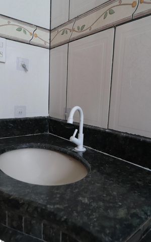 Casa para alugar com 200m², 3 quartos e 2 vagasBanheiro Social