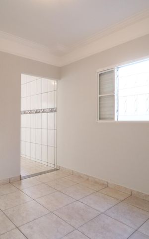 Casa para alugar com 200m², 3 quartos e 2 vagasSala