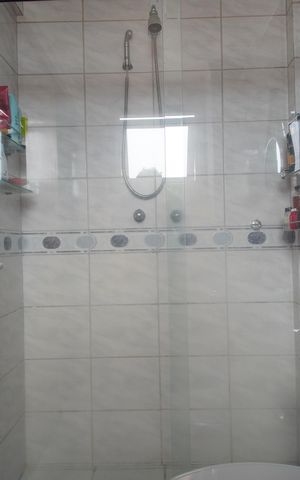 Apartamento à venda com 207m², 2 quartos e 1 vagaBanheiro da Suíte