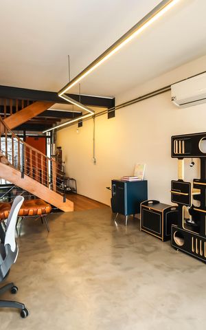 Casa à venda com 150m², 2 quartos e 1 vagaEscritório
