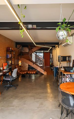 Casa à venda com 150m², 2 quartos e 1 vagaEscritório