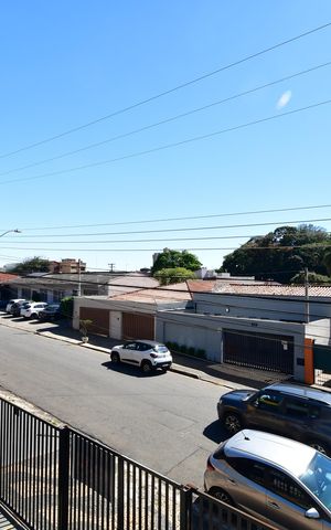 Casa para alugar com 300m², 3 quartos e 4 vagasSala - Vista